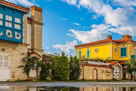 Трансфер из аэропорта Измира в Алачаты 2026 — от 100,30 €